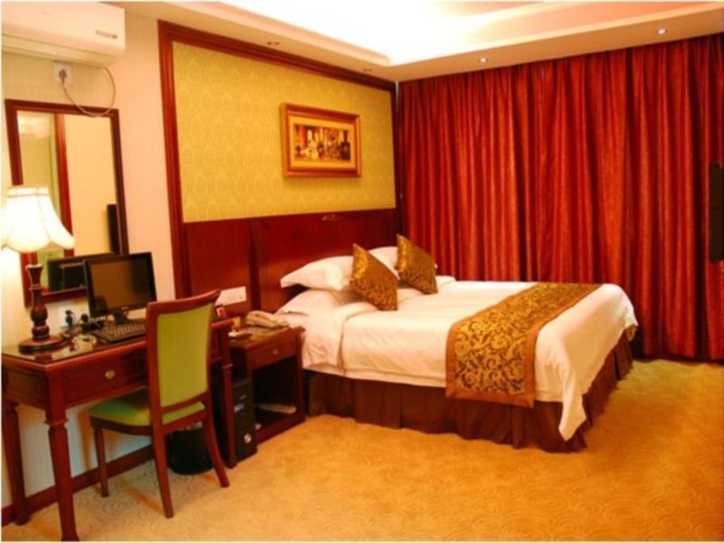 Vienna Hotel Shenzhen Train Station Branch Bagian luar foto