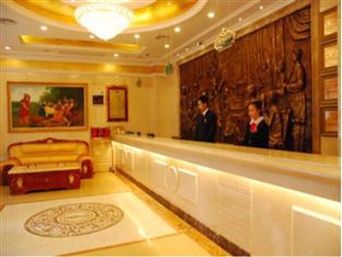Vienna Hotel Shenzhen Train Station Branch Bagian luar foto